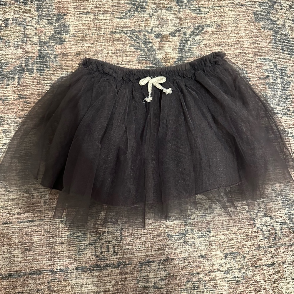 ZARA 9-12months girls tutu (charcoal color)
